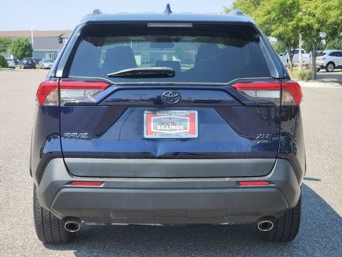 Used 2022 Toyota RAV4 XLE Premium AWD/4WD image 38