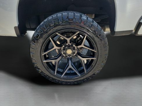 Used 2022 Chevrolet Silverado 1500 RST w/ Convenience Package II AWD/4WD image 31