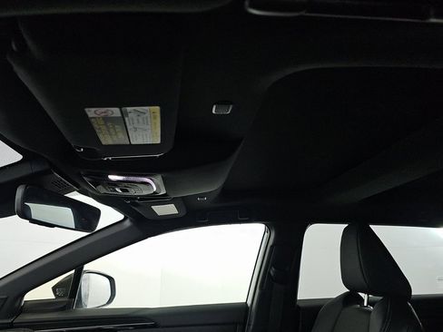 Used 2024 Toyota bZ4X Limited image 13