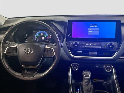 Used 2024 Toyota Grand Highlander XLE image 20