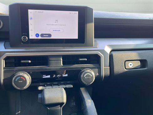 Used 2025 Toyota 4Runner SR5 image 13