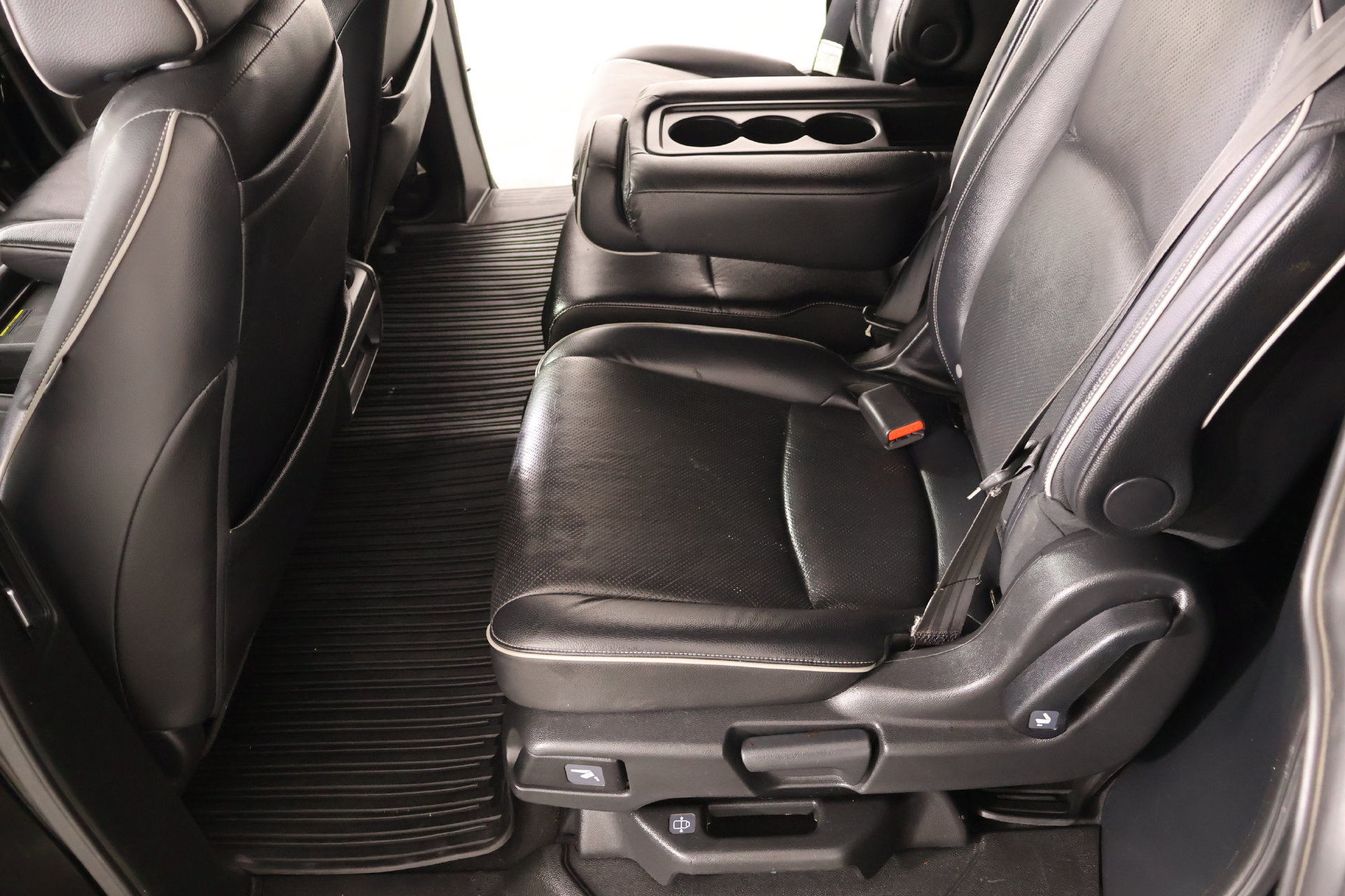 Used 2024 Honda Odyssey Elite image 12