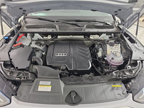 Used 2024 Audi Q5 2.0T Premium Plus w/ Premium Plus Package AWD/4WD image 49