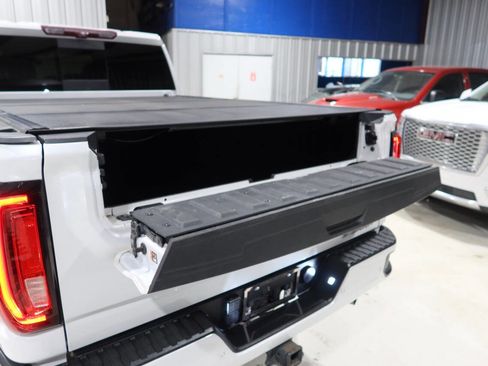 Used 2023 GMC Sierra 2500 Denali w/ Denali Ultimate Package AWD/4WD image 28