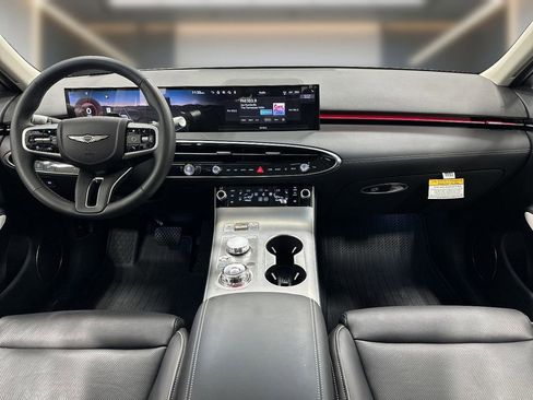 Certified 2026 Genesis GV70 2.5T Advanced AWD/4WD image 10