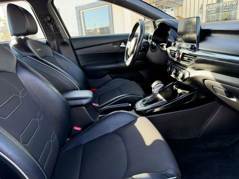 Used 2021 Kia Forte GT-Line FWD image 9