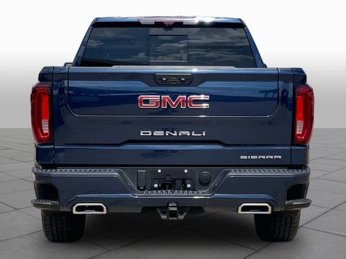 Used 2022 GMC Sierra 1500 Denali w/ Technology Package AWD/4WD image 5