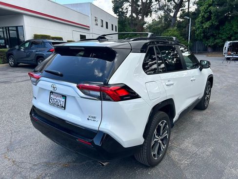 Used 2025 Toyota RAV4 XSE w/ Weather Package AWD/4WD image 4