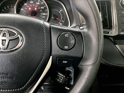 Used 2015 Toyota RAV4 XLE image 25