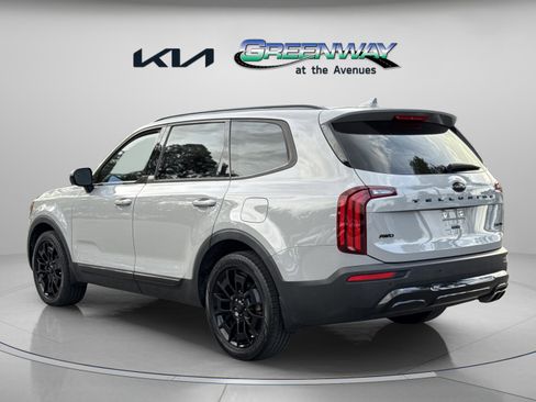 Certified 2021 Kia Telluride SX w/ Nightfall Edition Package AWD/4WD image 5