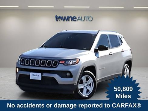 Used 2022 Jeep Compass Latitude w/ Convenience Group AWD/4WD image 1