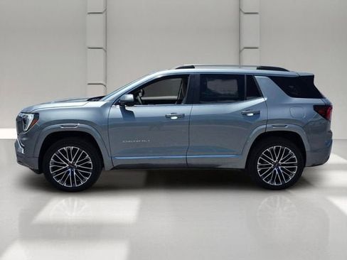Used 2026 GMC Terrain Denali AWD/4WD image 2