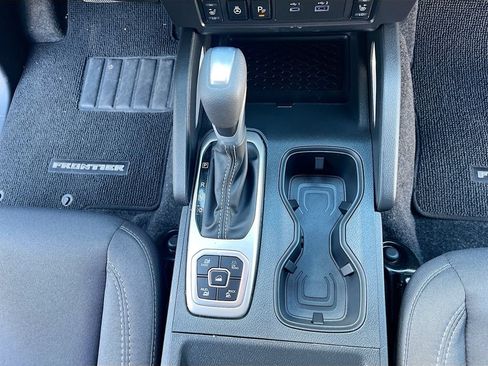 Used 2026 Nissan Frontier SV w/ SV Convenience Package AWD/4WD image 15