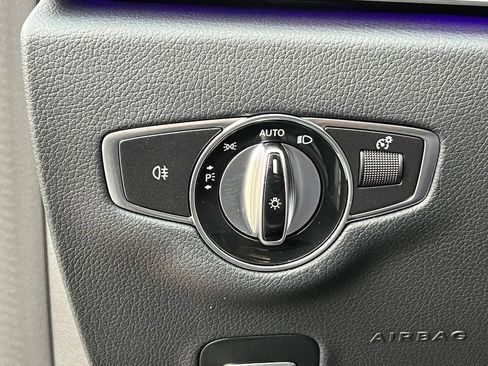 Used 2023 Mercedes-Benz E 350 4MATIC Sedan image 22