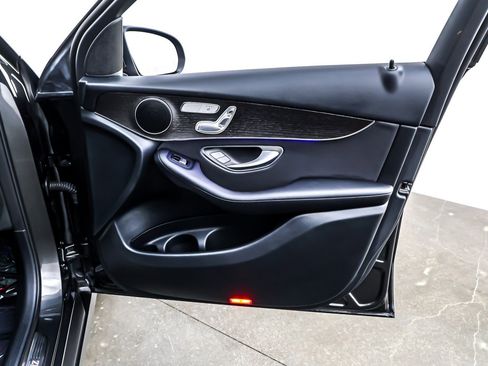 Certified 2022 Mercedes-Benz GLC 300 image 25