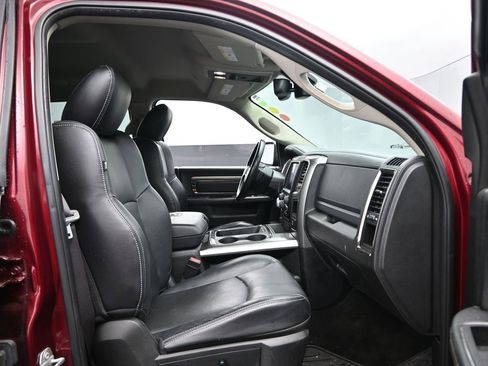 Used 2017 RAM 1500 Sport image 18