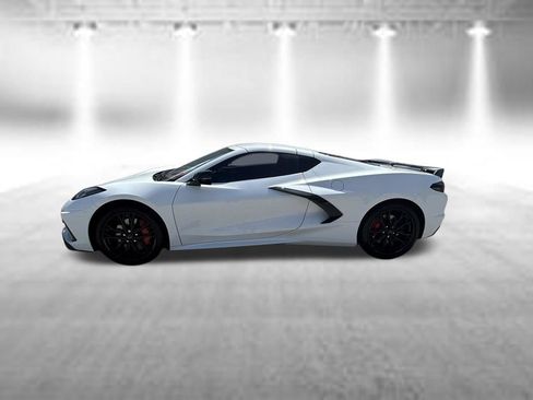 Used 2023 Chevrolet Corvette Stingray Premium Cpe w/ Z51 Performance Package RWD image 8