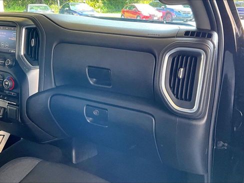 Used 2019 Chevrolet Silverado 1500 RST AWD/4WD image 11