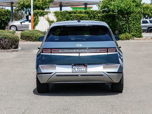 Certified 2024 Hyundai Ioniq 5 Limited RWD image 4