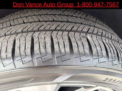 Used 2025 Volkswagen Atlas SE FWD image 24