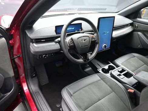 Certified 2025 Ford Mustang Mach-E GT AWD/4WD image 9