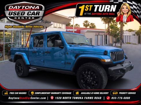 Certified 2025 Jeep Gladiator Mojave AWD/4WD image 1
