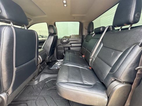 Used 2020 Chevrolet Silverado 2500 Custom w/ Custom Value Package image 13