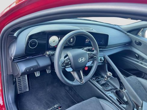 Used 2024 Hyundai Elantra N FWD image 9