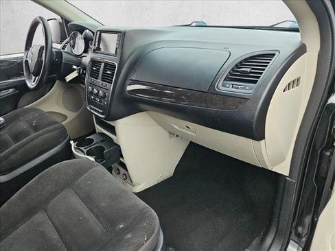 Used 2019 Dodge Grand Caravan SE w/ UConnect Hands-Free Group FWD image 21