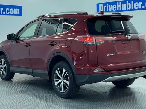 Used 2018 Toyota RAV4 XLE AWD/4WD image 6