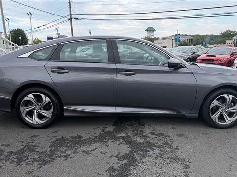 Used 2018 Honda Accord EX-L image 7