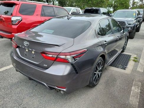 Used 2024 Toyota Camry SE FWD image 4