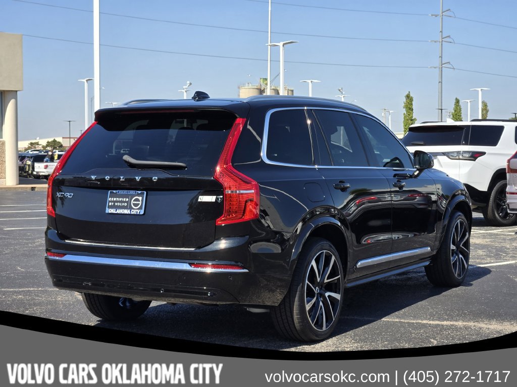 Certified 2024 Volvo XC90 T8 Ultimate w/ Lounge Package AWD/4WD image 4