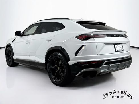 Used 2020 Lamborghini Urus AWD/4WD image 5