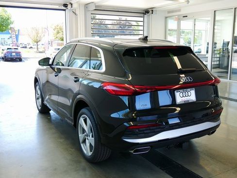 New 2025 Audi Q5 Premium Plus image 4