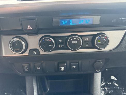 Used 2022 Toyota Tacoma SR5 image 41