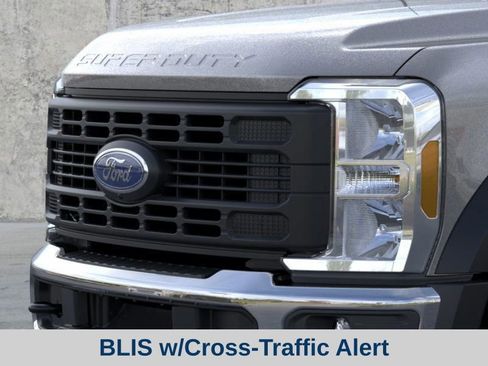 New 2026 Ford F450 XL w/ 360-Degree Camera Package image 17