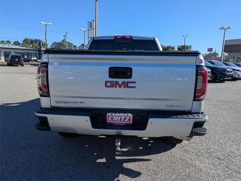 Used 2018 GMC Sierra 1500 Denali w/ Denali Ultimate Package image 6