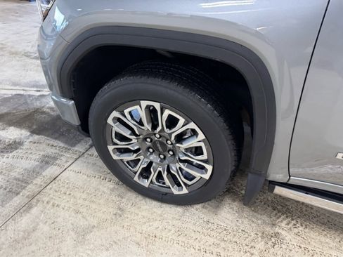 Certified 2025 GMC Sierra 1500 Denali Ultimate image 11