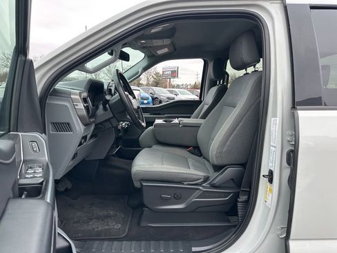 Used 2024 Ford F150 XLT image 6