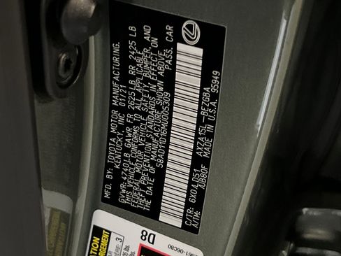 Used 2021 Lexus ES 250 w/ Premium Package image 27