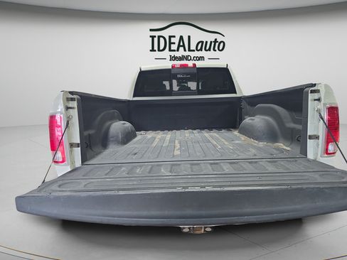 Used 2016 RAM 2500 Laramie AWD/4WD image 12
