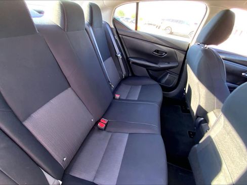 Used 2024 Nissan Sentra SV image 18