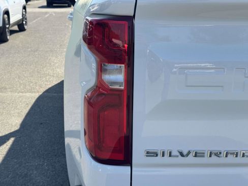 Used 2026 Chevrolet Silverado 1500 RST AWD/4WD image 8