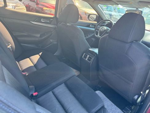 Used 2017 Nissan Maxima 3.5 S image 17