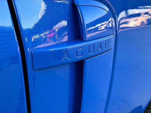 Used 2011 Jaguar XKR R RWD image 9