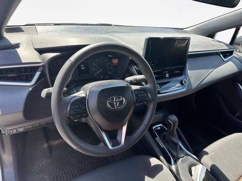 Certified 2024 Toyota Corolla SE FWD image 10