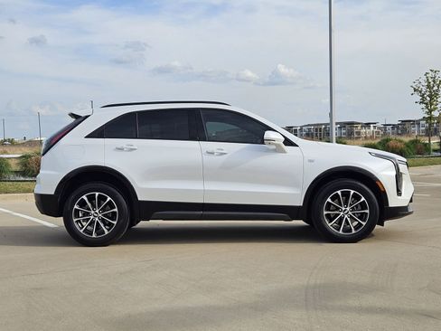 Certified 2025 Cadillac XT4 Sport w/ Cold Weather Package FWD image 7