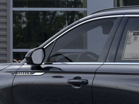 New 2026 Lincoln Corsair Premiere image 20