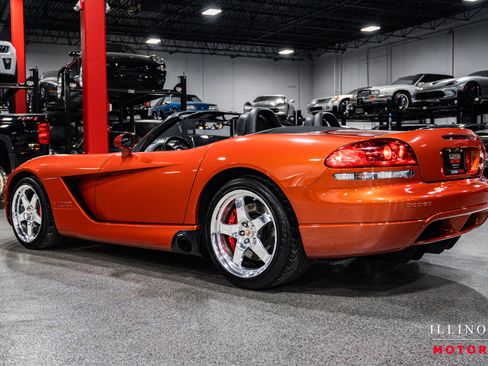 Used 2005 Dodge Viper SRT-10 w/ Copperhead Edition Group image 3